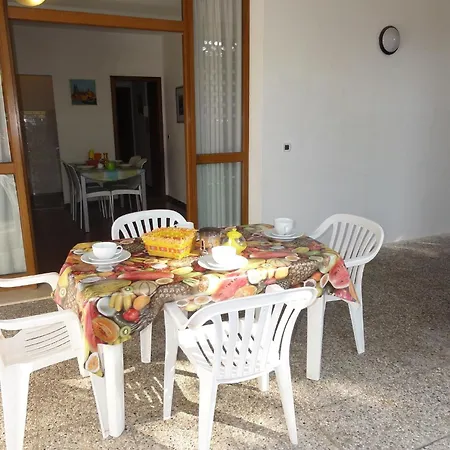 Villa Semi-detached In A Area Bibione