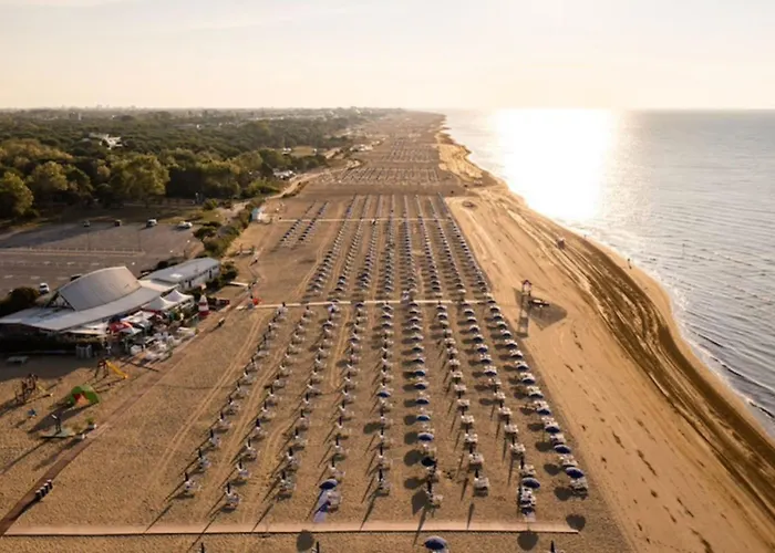 Semi-detached In A Area Villa Bibione